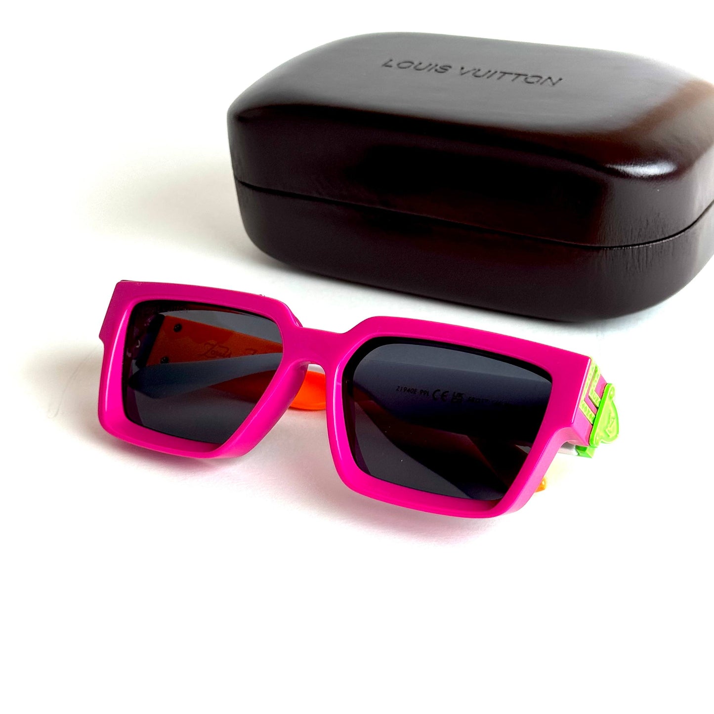 LV Prestige – Pink Multicolor
