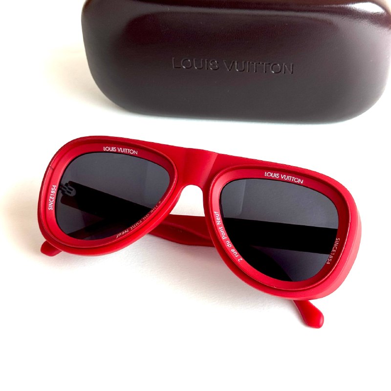LV Pilot – Red