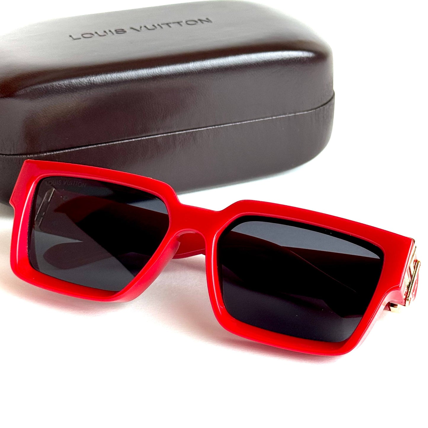 LV Prestige - Red