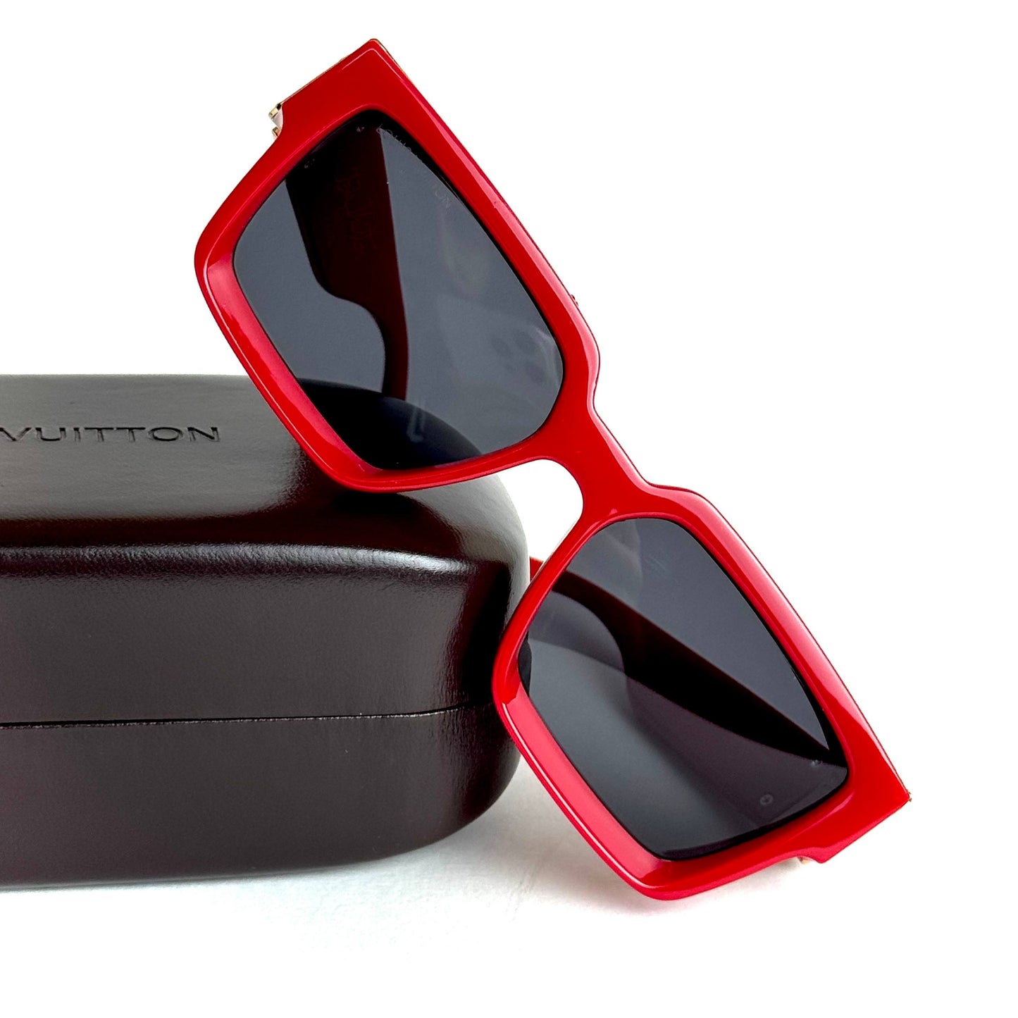LV Prestige - Red
