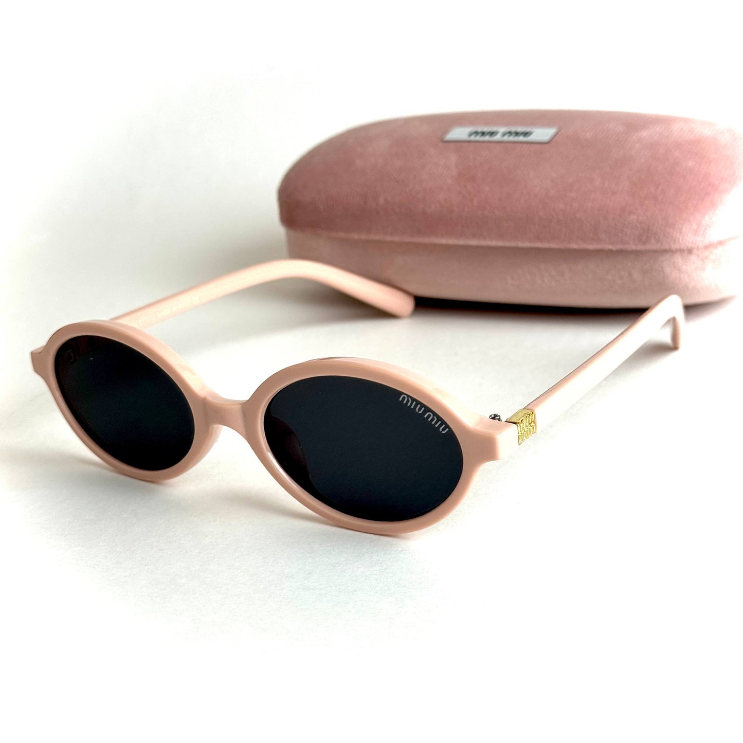 Miu Miu Regard – Pink