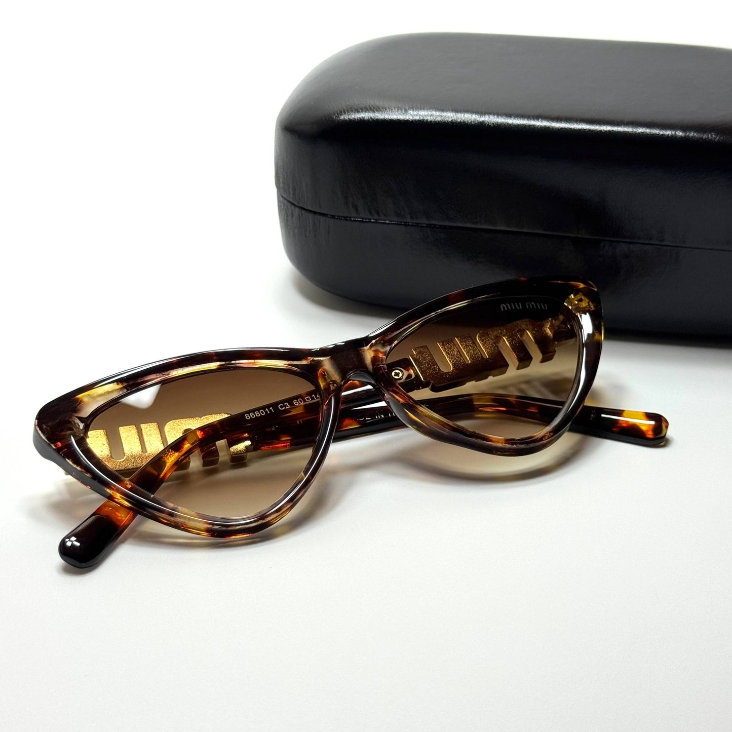 Miu Miu Cat-Eye – Tortoise Brown